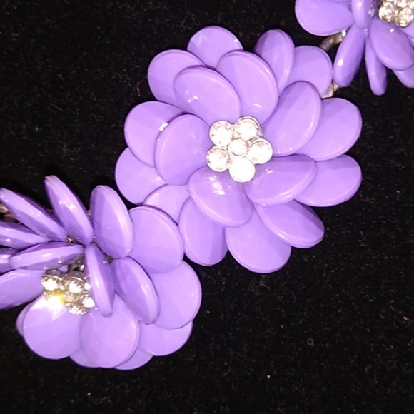 Two for the price of one~ 😊 - Picture 2 of 6